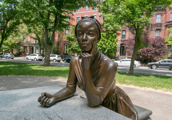 Phillis Wheatley statue at the Commonwealth Avenue Mall
