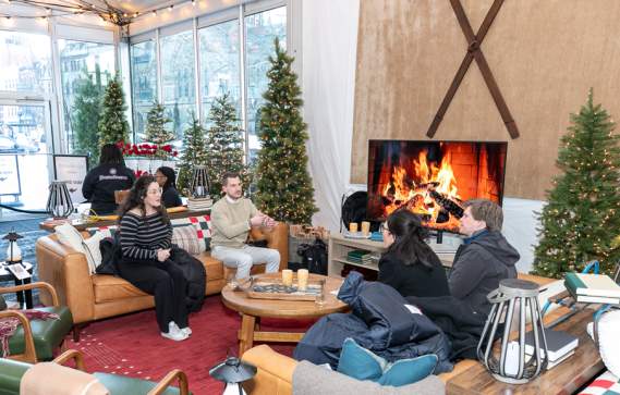 Frostival Lodge Trivia & Game Night