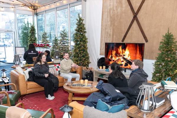 Frostival Lodge Trivia & Game Night